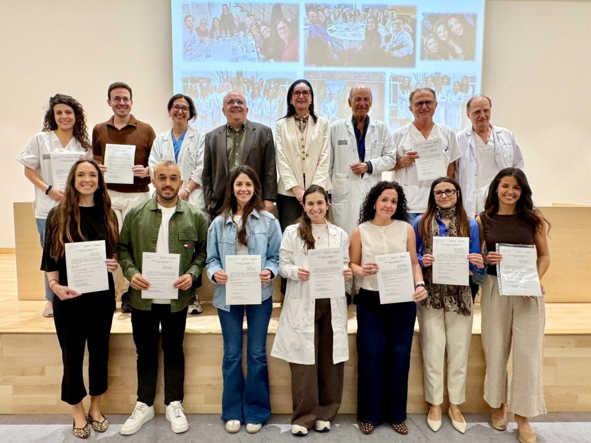 El Hospital Universitario Doctor Peset y Fisabio reconocen a 12 jóvenes investigadores por sus trabajos científicos
