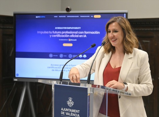 València y Microsoft ofrecen cursos para formar a los valencianos en IA y mejorar su empleabilidad