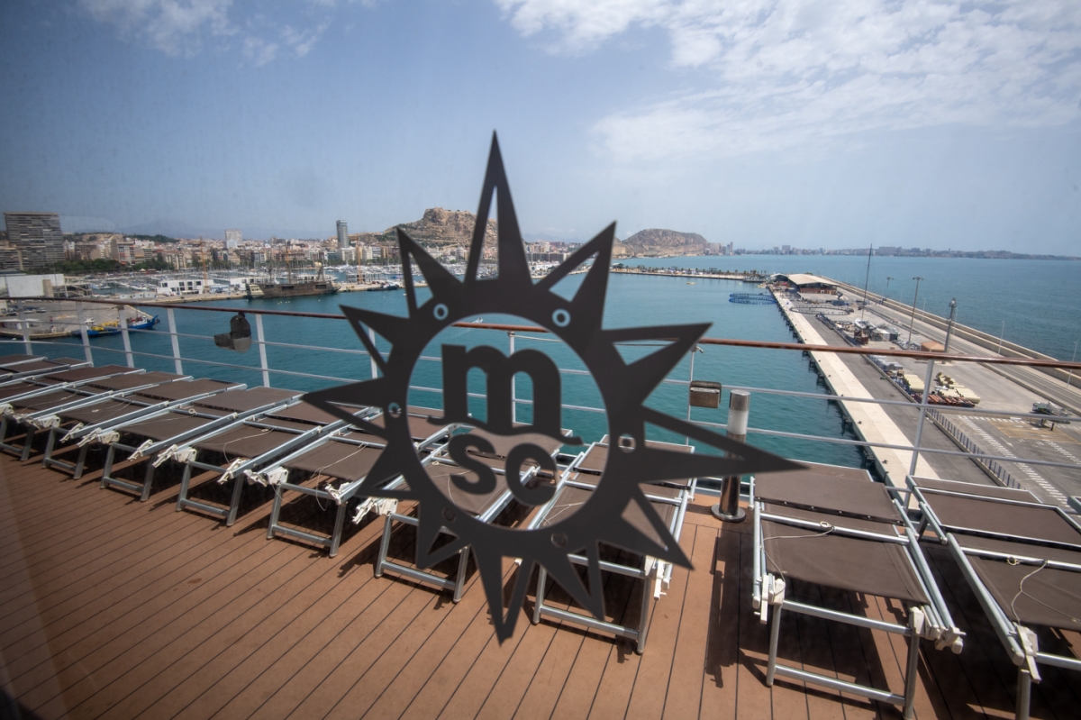 MSC Cruceros encara su puerto base y eleva a 21 los embarques totales de tres navieras en Alicante