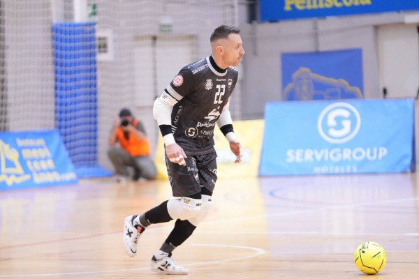 Gus se despide del Peñíscola: “No tengo palabras para describir lo que he sentido en el club”