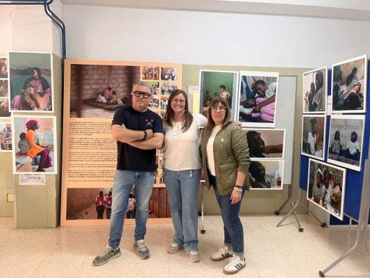 Salud Infantil en Elche acerca la discapacidad, la infancia y la cooperación internacional al IES Montserrat Roig