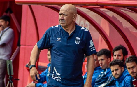 Claudio Barragán admite que al CD Eldense le falta ritmo a 15 días de iniciar  LaLiga Hypermotion