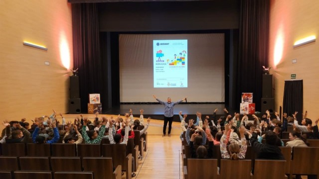 Construye Valores fomenta el consumo responsable en las aulas a través del cine y talleres