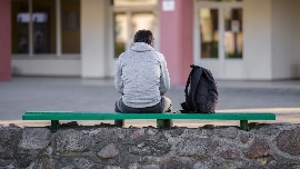 La soledad no deseada también golpea a los jóvenes