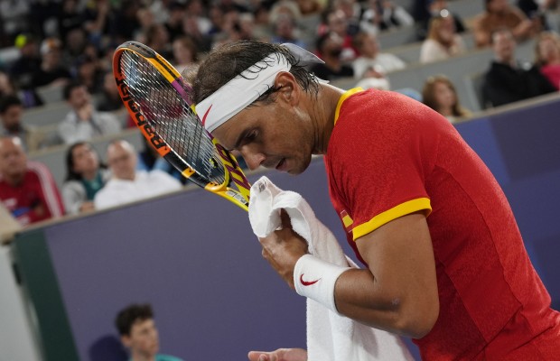 Nadal se prueba antes de decidir
