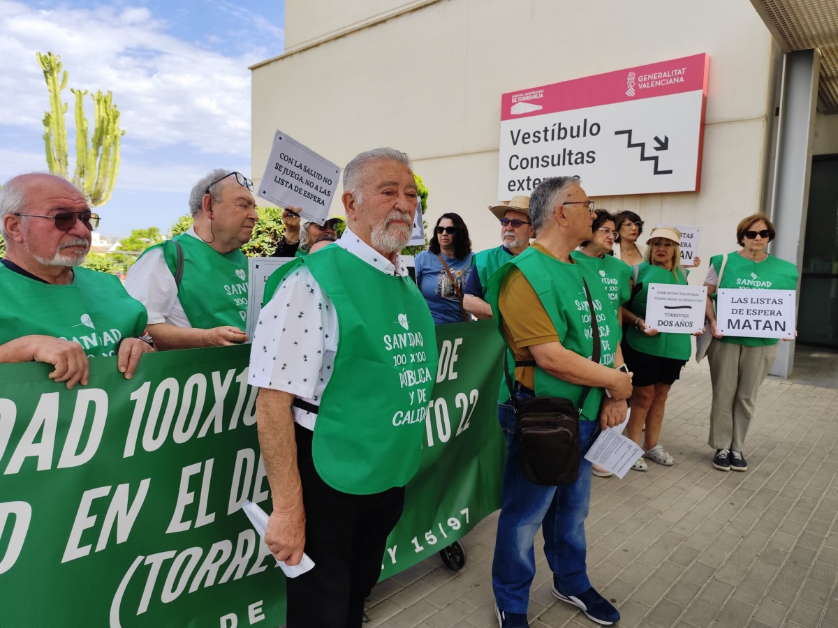 Dos años de espera en el Hospital de Torrevieja: 