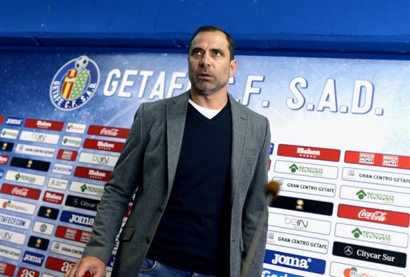 El Getafe renueva a Esnáider