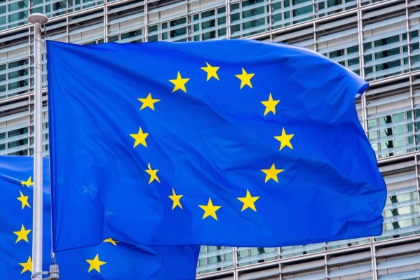 Bruselas revisará las normas europeas de protección de aves y hábitats para reducir burocracia
