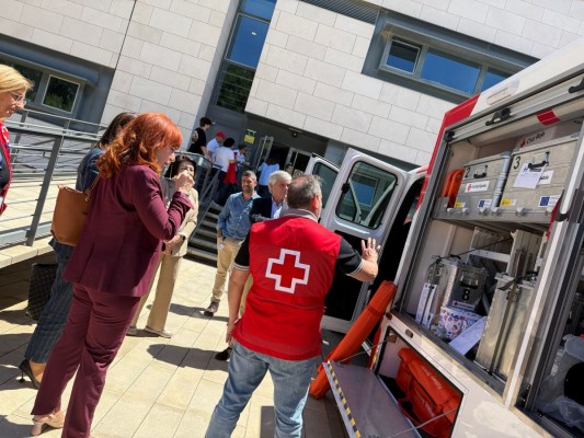 Alicante refuerza la colaboración con Cruz Roja en emergencias y atención a mayores