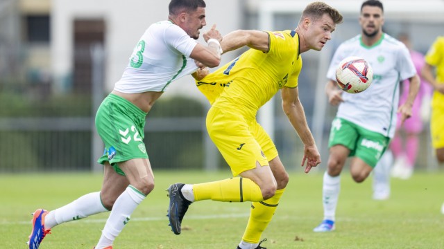 El Villarreal cede en el segundo tiempo ante la mayor efectividad del Saint-Étienne