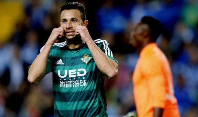 Torrecilla admite negociaciones para renovar a Rubén Castro
