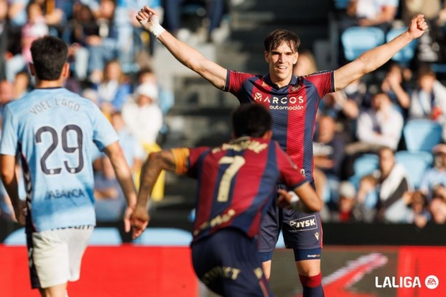 El Levante asalta Balaídos y sale del descenso