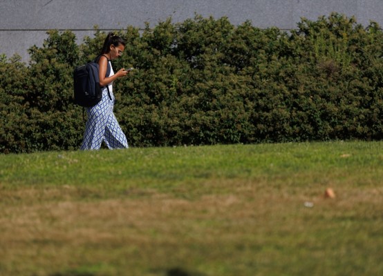 El Gobierno modifica el reparto de ayudas de Erasmus+ en educación no formal y habilita que expertos evalúen proyectos