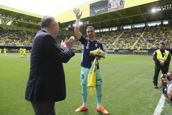 Sergio Asenjo se retira y el Villarreal destaca la 