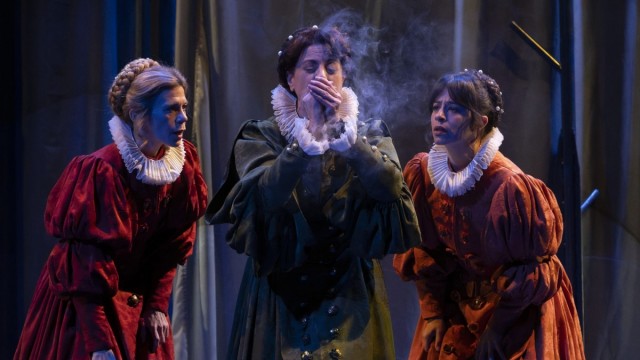 El Teatre Arniches acoge la comedia 'La ternura' de Sanzol y el espectáculo de marionetas 'Bobo'