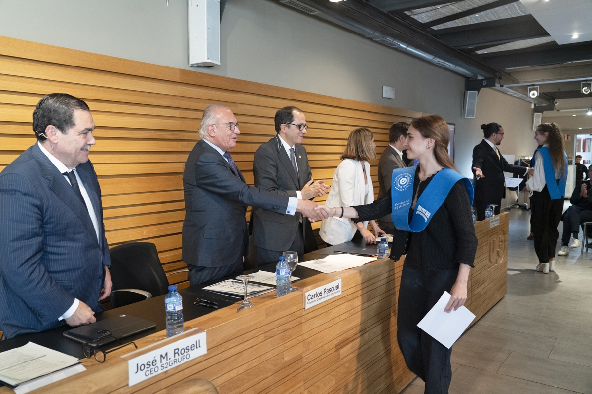 Graduacion de los alumnos de la 27a ed ición de Qui pot ser Empresari 2026 - Graduacion de los alumnos de la 27a ed ición de Qui pot ser Empresari 2026