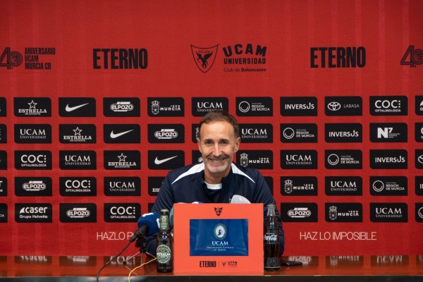  El UCAM CB visita al Baskonia 