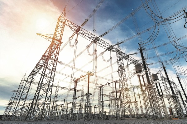 Los 27 piden acelerar electrificación y almacenamiento para reducir exposición energética