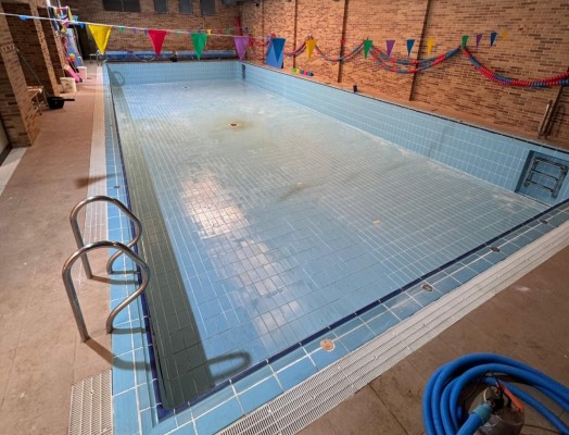 El barrio de Campamento de Paterna tendrá una piscina cubierta municipal