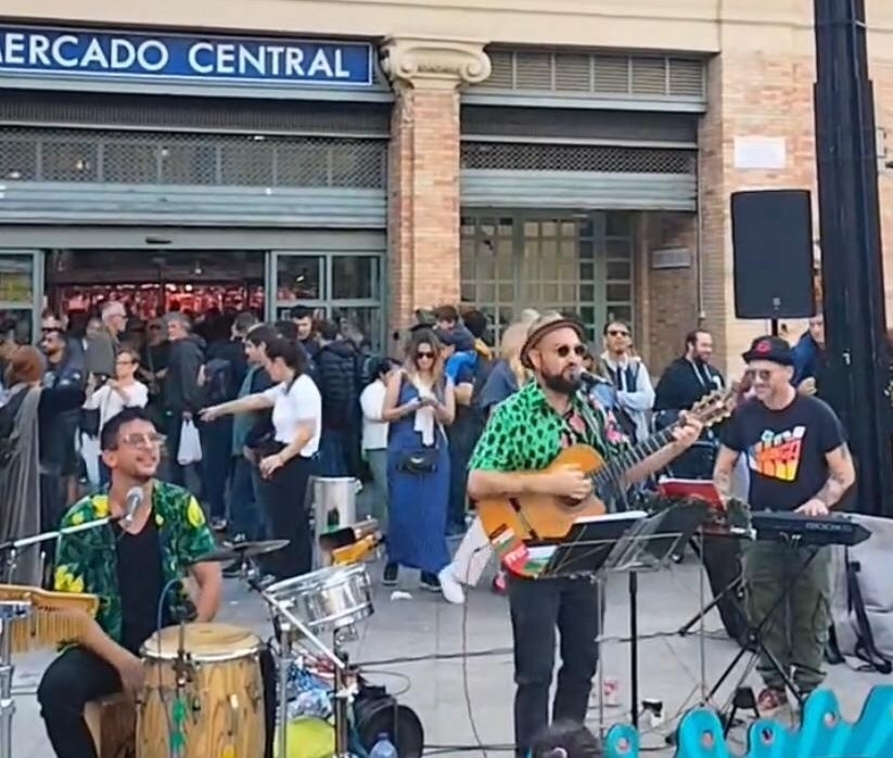 Alicante promueve la dinamización comercial en Quintana y el Mercado Central con dos fiestas