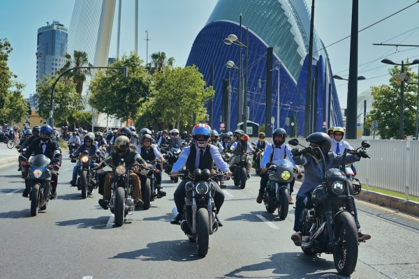 Valencia acoge de nuevo al Distinguished Gentleman’s Ride