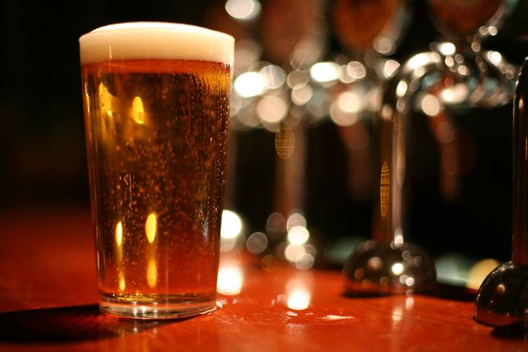 Los españoles y la cerveza sin, un caso de éxito que mueve millones de litros y euros