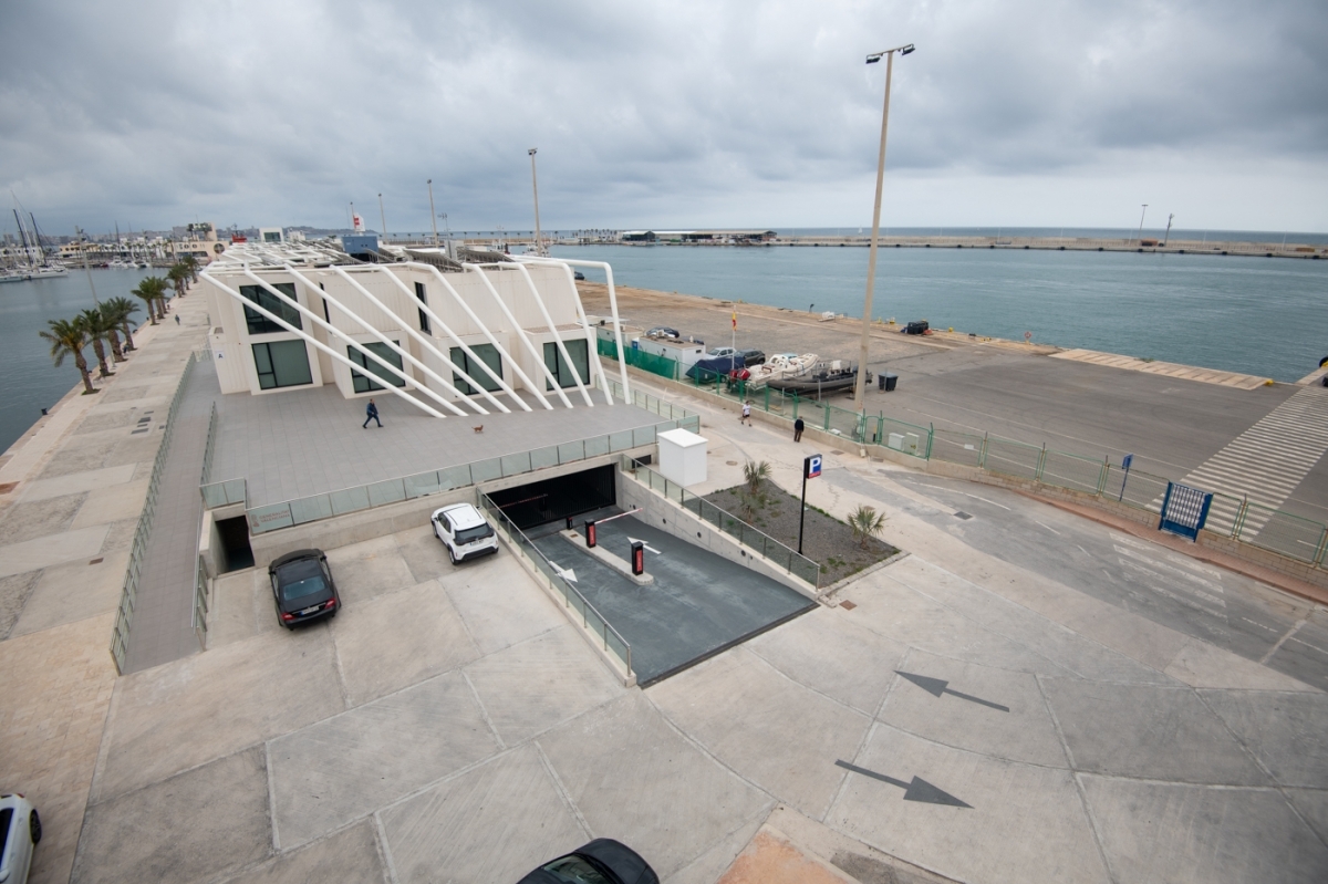 Innovación adjudica el parking del Muelle 5 a Digital Córner: suma 183 plazas más en el Puerto