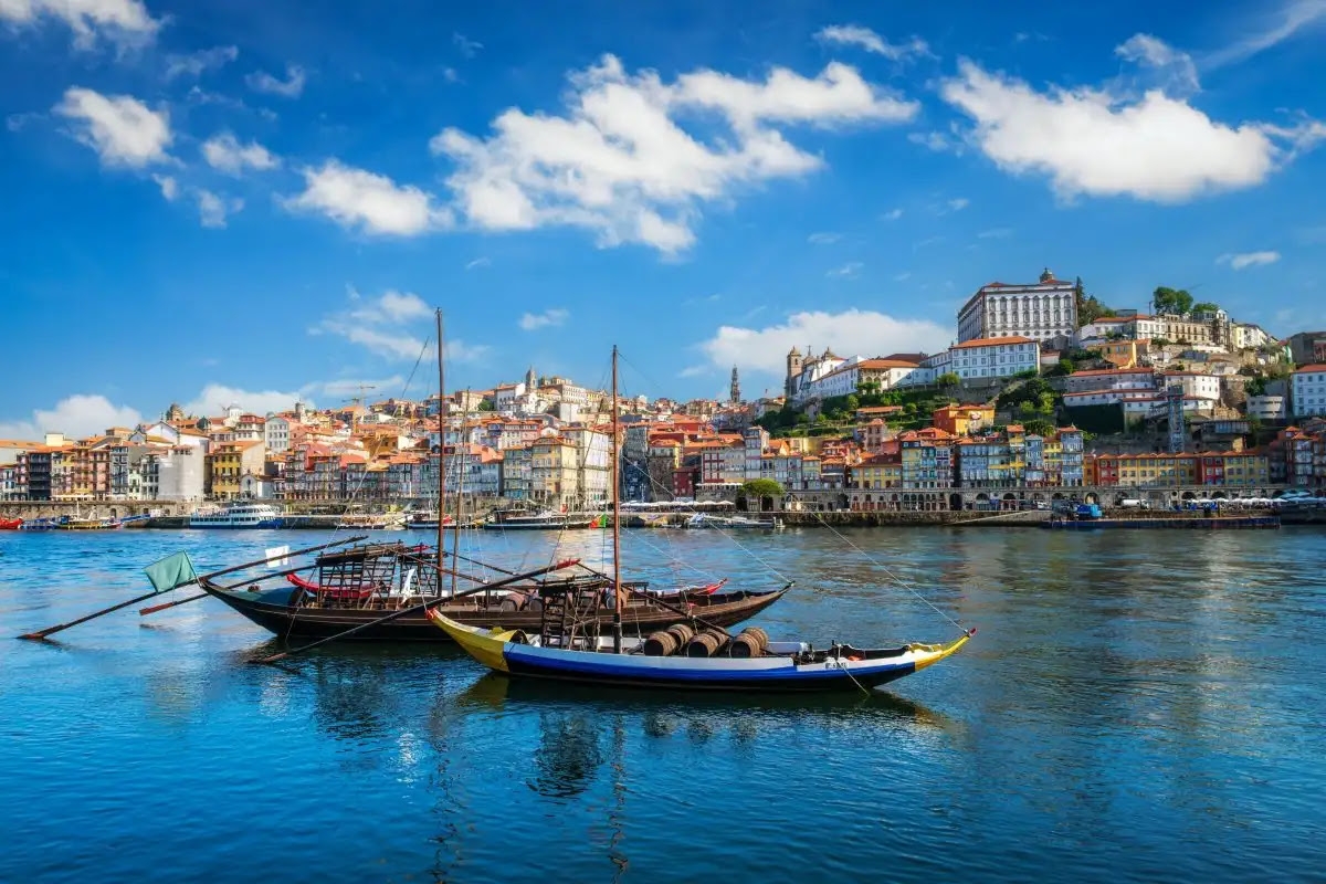 Oporto 2.0: Del asfalto vintage a los 15 pisos de puro confort en Boavista