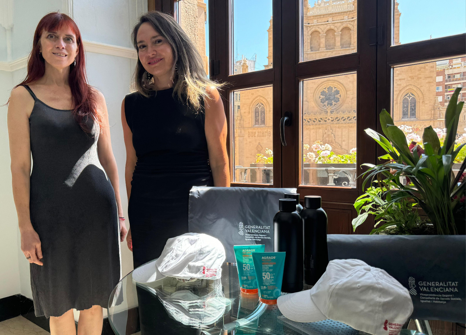 Castelló entrega 250 kits contra el calor a entidades sociales para repartirlos entre personas sin hogar