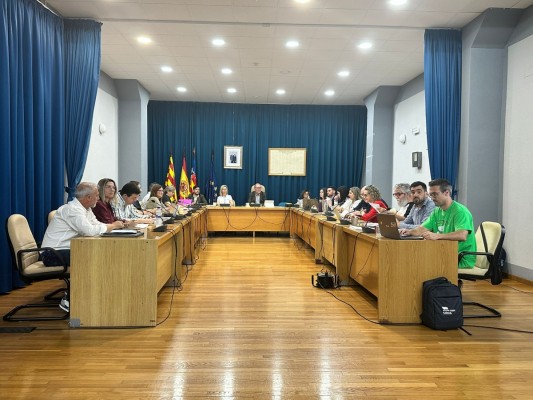 El Campello aprueba unos presupuestos de 43,2 millones centrados en servicios públicos y mejoras urbanas