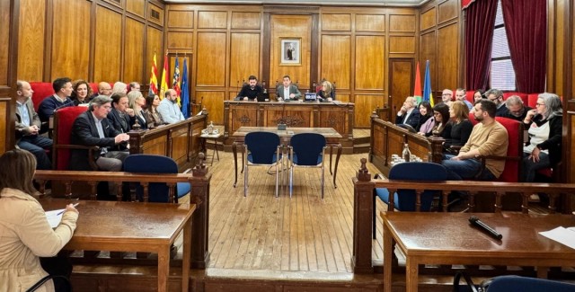 Sin moción de censura en Alcoy, habrá presupuesto: el alcalde culpa a la oposición del retraso y esta pide que se vaya