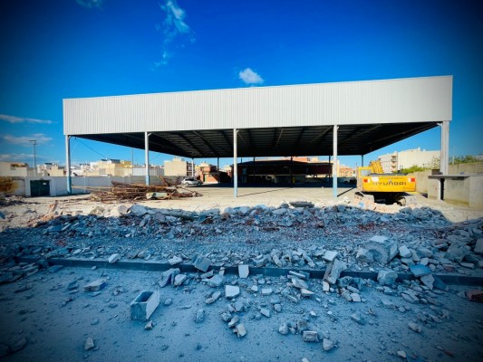 Betxí avanza en las obras del futuro espacio polifuncional con la demolición del frontón