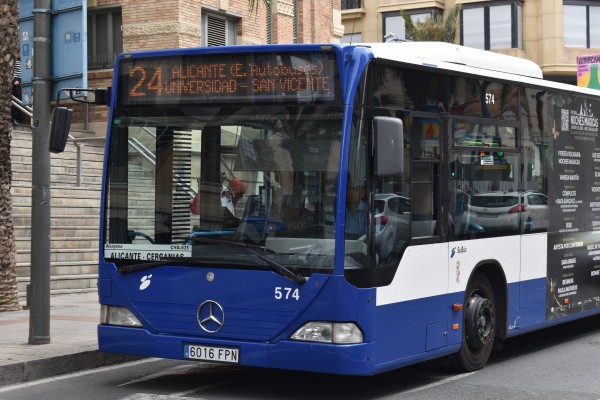 Empleados de La Alcoyana convocan huelga en los autobuses interurbanos desde el 20 de junio