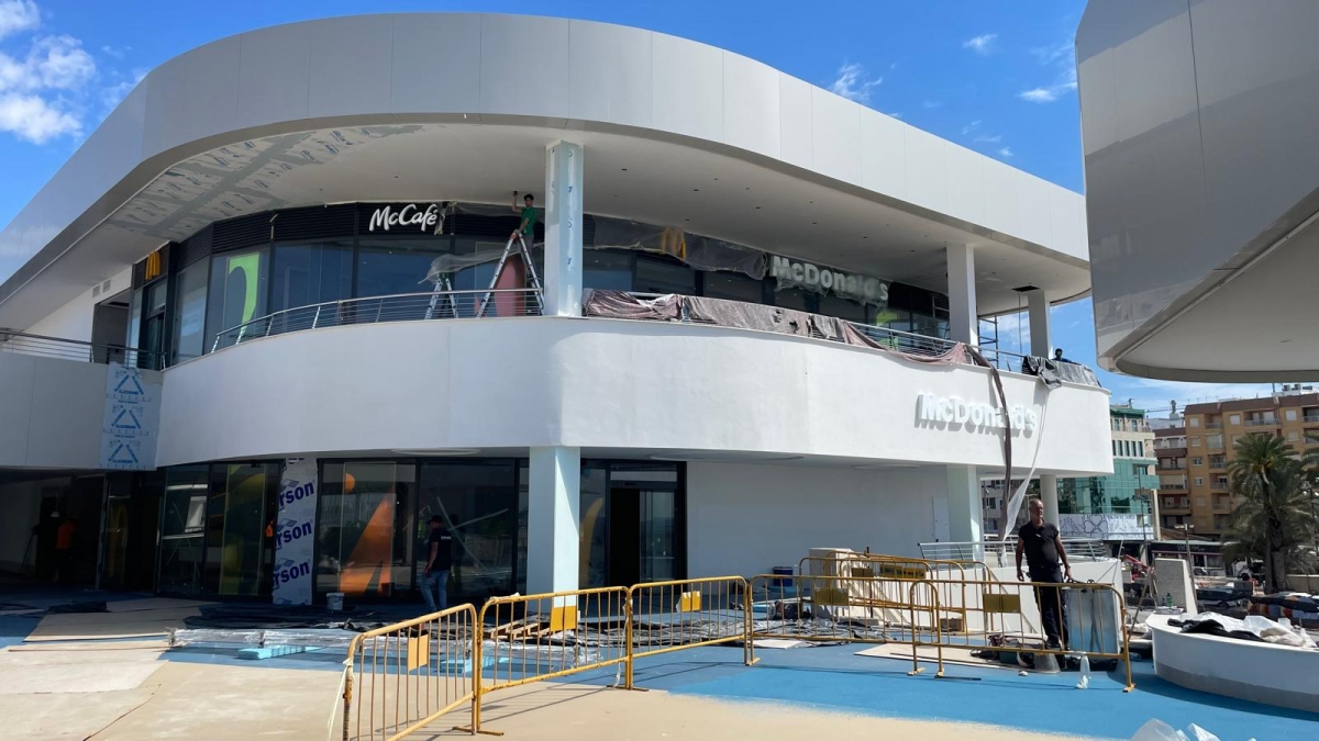 Torrevieja generará 400 empleos directos con el nuevo centro de ocio de la zona portuaria