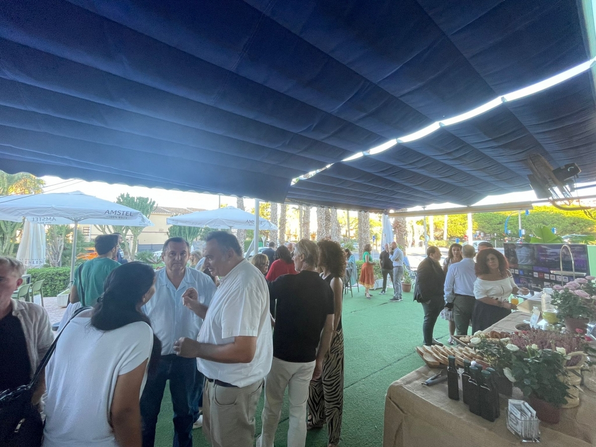 Los cursos de formación para el sector turístico de La Manga, la última aportación de Diego Salinas antes de su salida
