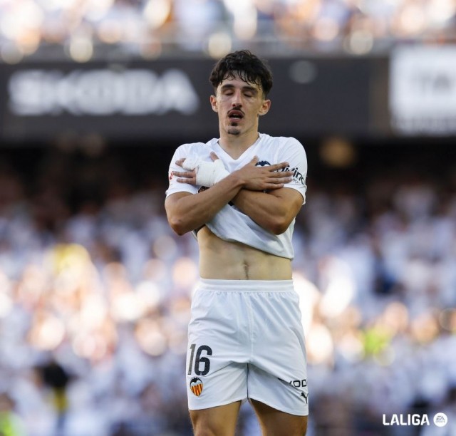 Las notas del Valencia CF 1-1 Rayo Vallecano: Diego López recupera olfato en el área