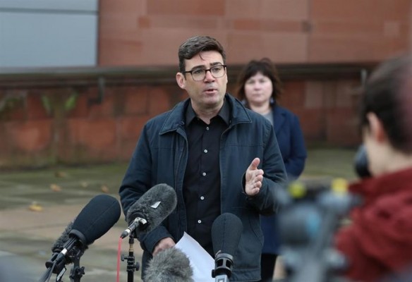Burnham confirma su candidatura a suceder a Starmer