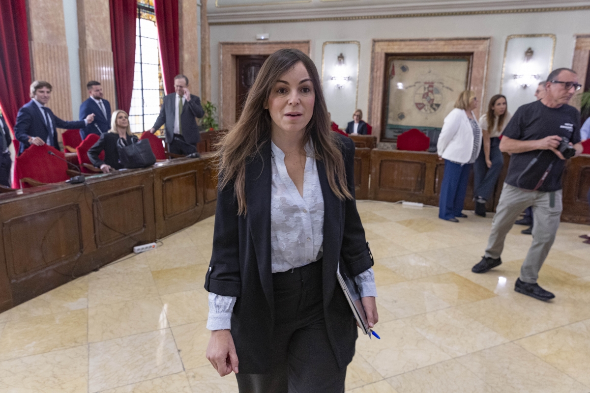El Pleno de Murcia aparca las siglas para despedir a Ballesta: 