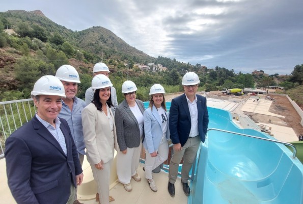 Cuenta atrás para el parque acuático de La Vall: abrirá el 1 de julio con tres toboganes y dos piscinas tras 4 millones de inversión