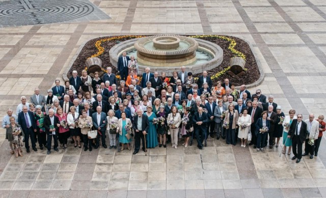 Castelló rinde su tradicional homenaje como 