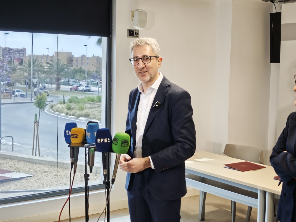 España augura que el PSOE tendrá una candidatura 