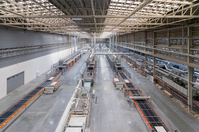 Porcelanosa amplía su planta de producción de gran formato con maquinaria de Sacmi