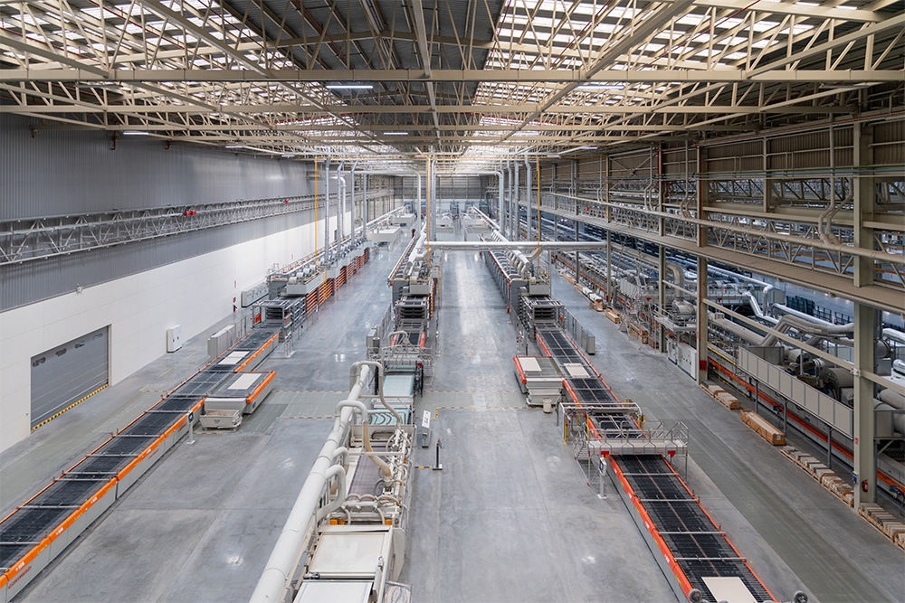Porcelanosa amplía su planta de producción de gran formato con maquinaria de Sacmi