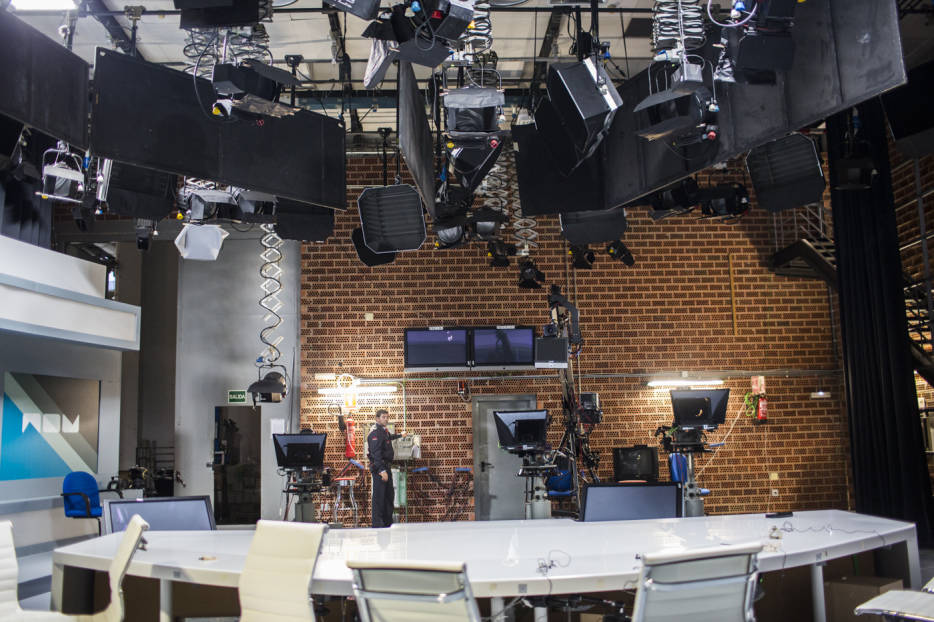 Un informe del IVIE muestra la dependencia laboral del sector audiovisual valenciano con RTVV