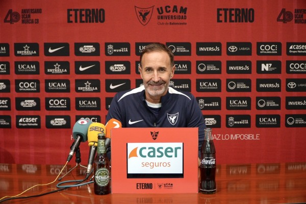 El UCAM CB, segundo y con 