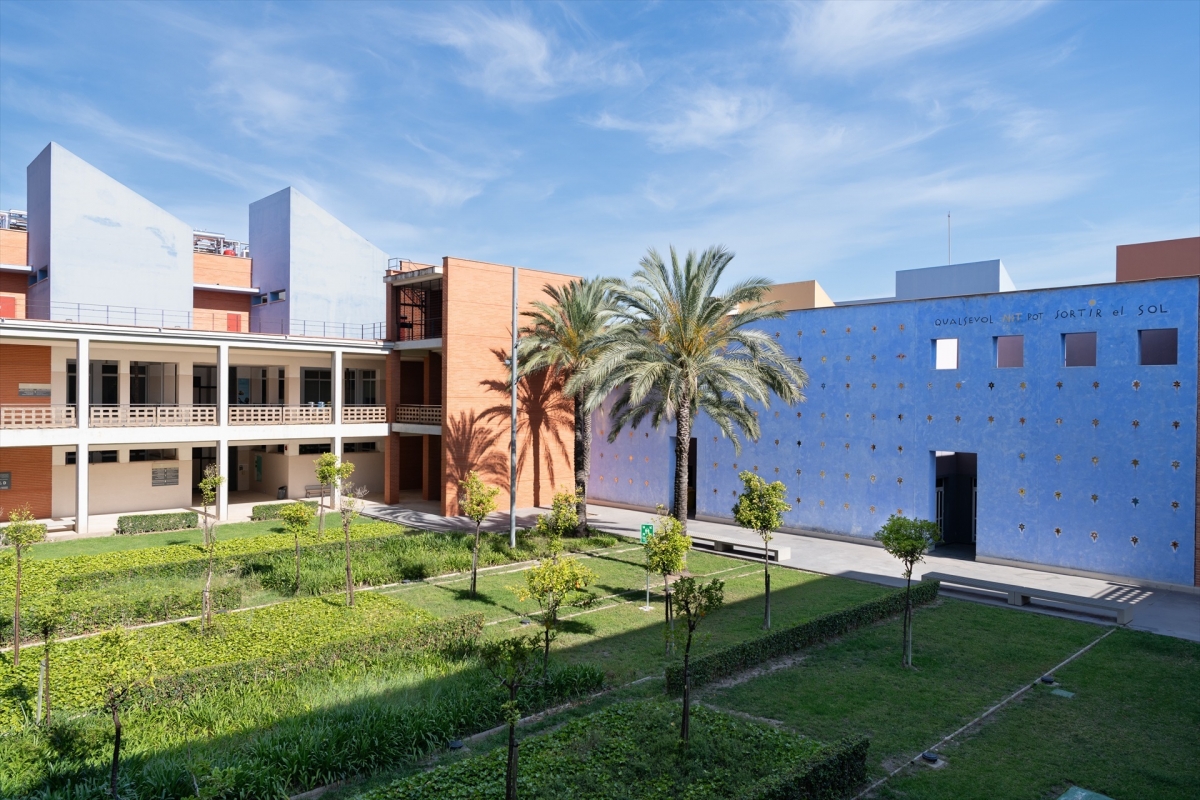 La Generalitat convoca becas para la finalización de estudios universitarios en el curso 2025-2026