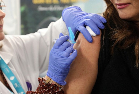 Sanidad administra cerca de 1,2 millones de vacunas frente a la gripe en la Comunitat Valenciana