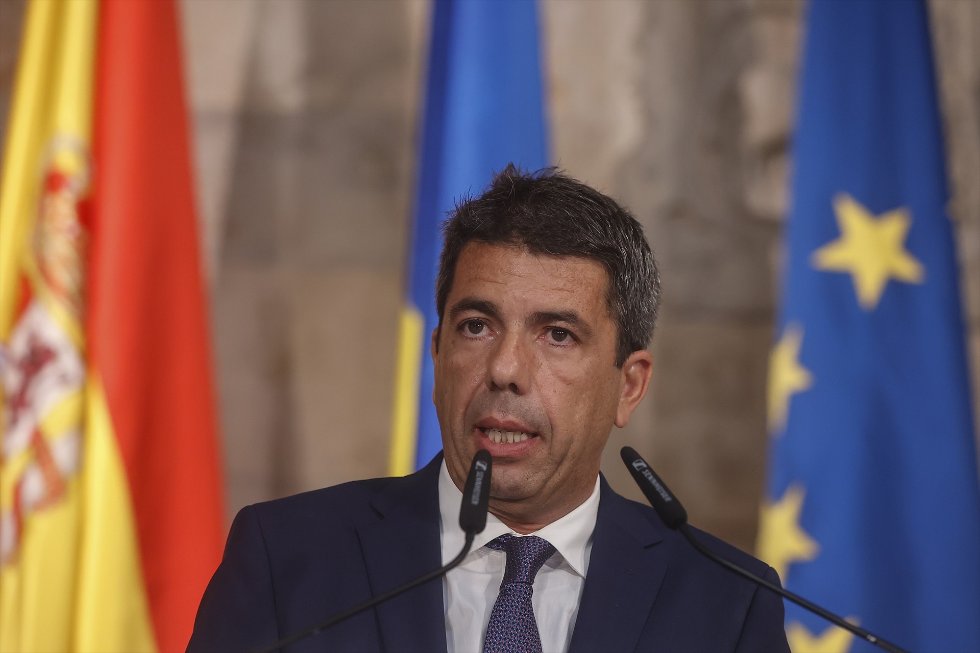 Mazón: 
