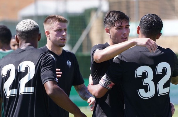 El Castellón aprovecha un buen segundo tiempo para lograr su primera victoria en pretemporada