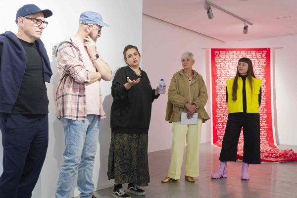El Centro Cultural Melchor Zapata de Benicàssim presenta la exposición de Marina Bobo ‘Kiss'